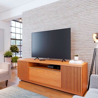 Rack Colibri Manaus com 3 Portas, Ideal para TV de Até 70 Polegadas Freijó
