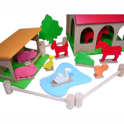 Conjunto Fazenda com Animais e Acessórios - Madeira - Multicolorido - Bem Infantil