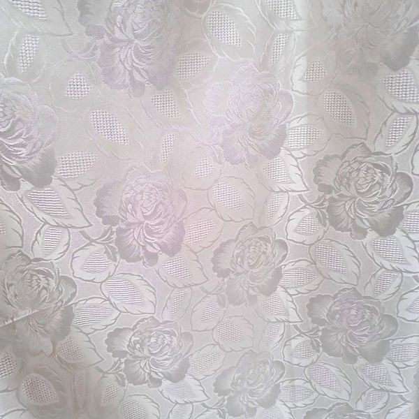 Toalha de Mesa Menegatti Jacquard Inglês Bege 2,10x1,38m