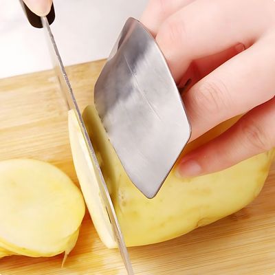 Protetor de Dedos Cortar Legumes Frutas Carne Inox 6,5cm