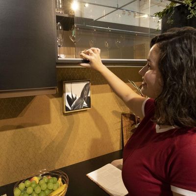 Cozinha Completa Com Armário E Balcão Preto