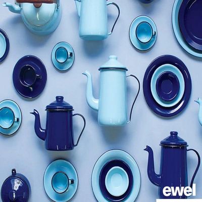 Caneca Com Bico Esmaltada Azul Claro 1 L Ewel