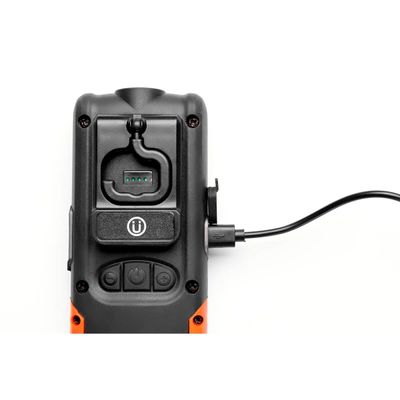 Lanterna de LED Tramontina Recarregável com Base Magnética