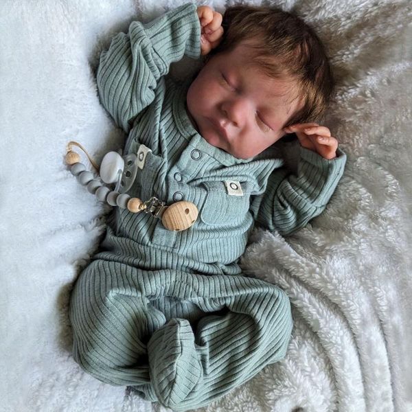 Boneca Reborn Levi de 19 Polegadas com Olhos Fechados, Brinquedo Realista para Crianças corpo de pano