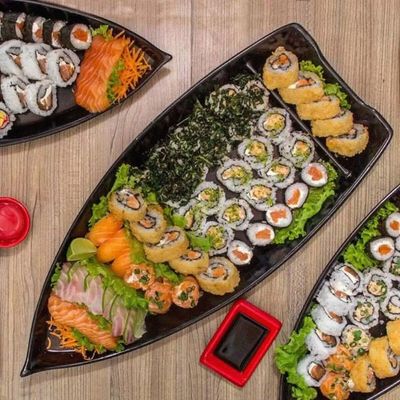 Conjunto 5 Barcas para Sushi Comida Japonesa Oriental Pretos Uno Coza Plástico 27,5x13cm
