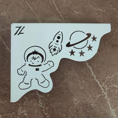 Mão Francesa Ornamentada 20cm Nave Espacial Astronauta Branco Aço Zarg