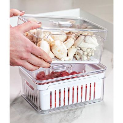 Kit 2 Organizadores De Geladeira Com Bandeja E Cesto De Drenagem 2,2L Organizadores Clear Fresh OU
