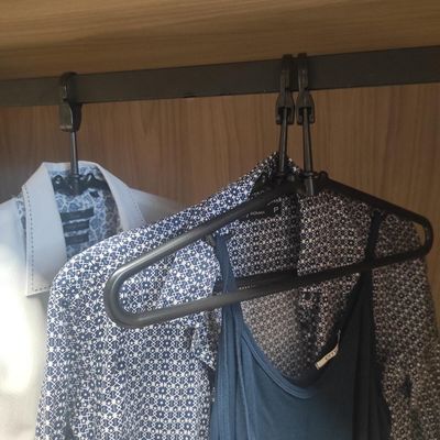 50 Cabides Antifurto Fixo Hotel Preto Clássico Inteligente de Roupas Alças 44,5cm