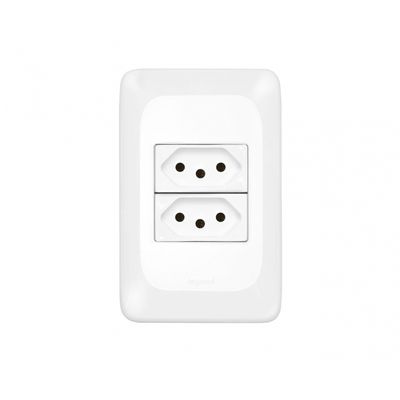 Tomada Pial Pop 2 2P+T 10A 4X2 Lgx0303 C/Placa