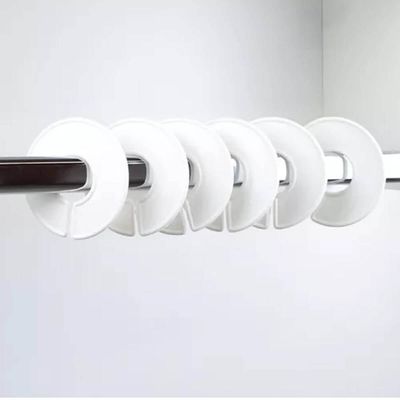 Kit 50 Separador e Organizador de Cabides Araras por Tamanho Plaquinha Divisor de Plástico