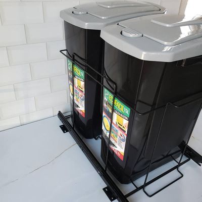 Lixeira Dupla 15L Slim para Armário Preta com Corrediças Deslizantes Schmitt