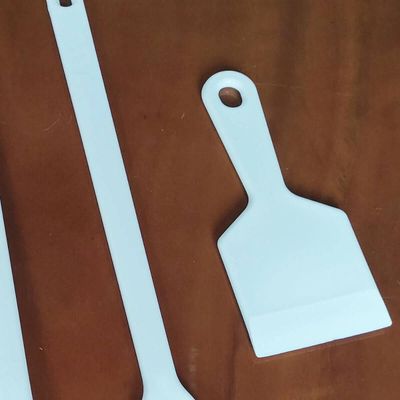 Kit 4 Espátulas Culinária Chapeiro Doces Profissional Gourmet Branca 10x24cm Larga