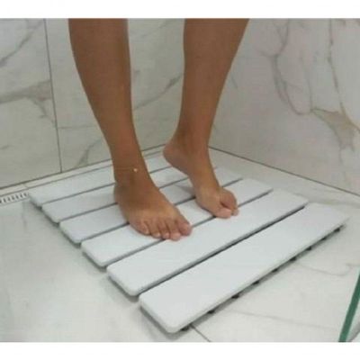 Tapete Estrado Para Banheiro Cobalto Plastic - Branco