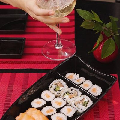Barca para Sushi Comida Japonesa Oriental Preto Uno Coza Plástico 27,5x13cm