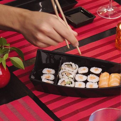 Kit 6 Barcas Sushi Comida Japonesa Oriental 27,5x13cm Plástica Divisórias Preto Uno Coza