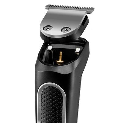Aparador De Pelos Multigroom Bap21p Britânia 7 Em 1 Bivolt Preto Bivolt Preto
