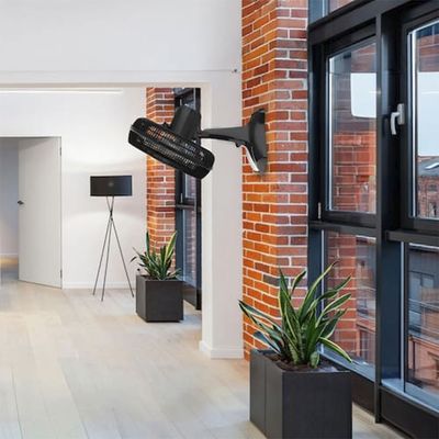 Ventilador de Mesa 2 em 1 Britânia Maxx Force BVT405 40cm com 6 Pás, 3 Velocidades e 150W Preto / 220V