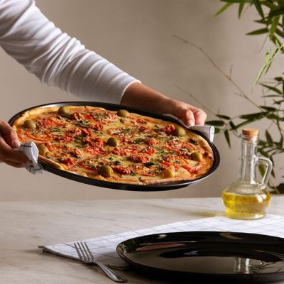 Prato de Vidro Opalino 32cm Lyor Black Friends Time Pizza Luminarc Preto Avulso