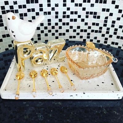 Bandeja de Mármore Terrazzo Lyor 26,5x17x2cm Decorativa Retangular Branca Casa Banheiro
