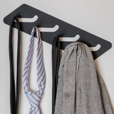Suporte Cabideiro 4 Ganchos de Parede Preto Roupas Banheiro Quarto Lavanderia