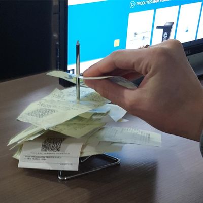 Espeto Para Fixar Papéis Organizador De Escritório Bancada