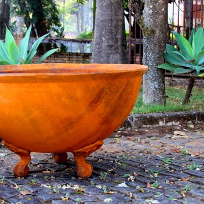 Lenheiro Lareira Braseiro Envelhecida Externa em Ferro 84cm