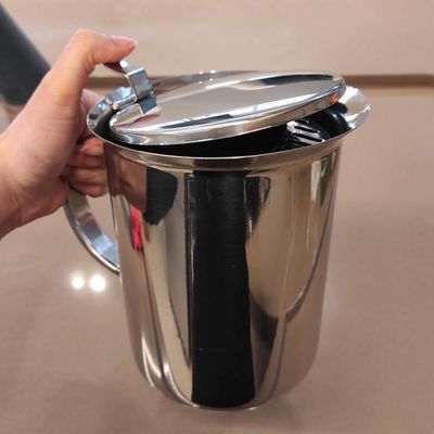 Jarra de Suco Água Chá 2 Litros Aço Inox com Tampa Aparador de Gelo para Servir Zanella