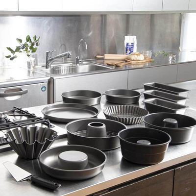 Forma de Bolo Tramontina 1,5L Assadeira Antiaderente 21cm Pudim Alumínio Starflon Premium
