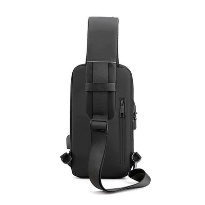 Mochila Anti Furto Transversal Cadeado Com Senha Saida Carregador Usb Resistente A Água Preto Tamanho Único Unissex