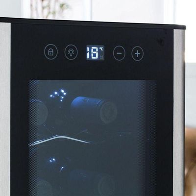 Adega Electrolux 8 Garrafas 1 Porta Preta Acabamento Em Alumínio (acb08) - Bivolt Bivolt