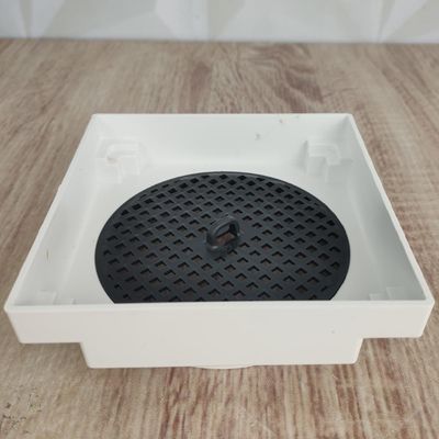 Ralo Oculto para Banheiro Anti-Inseto 10cm Astra Quadrado Branco Invisível