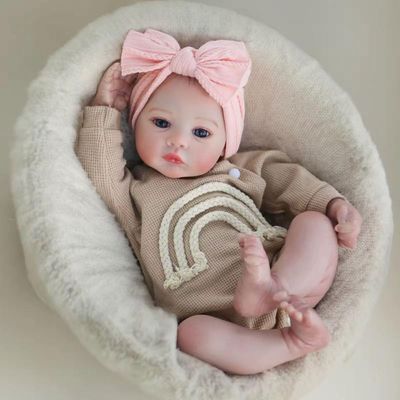 Bebê Reborn Menina Toda Em Silicone De Vinil Macia Artesanal Realista