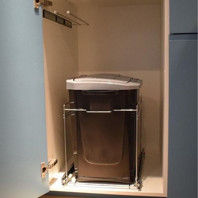 Lixeira 15L Preta com Tampa Click Deslizante de Embutir no Armário para Cozinha Masutti