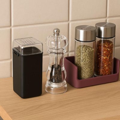 Saleiro Pimenteiro 70ml Preto Porta Tempero 5x4x8cm Plástico Coza Dispenser de Mesa