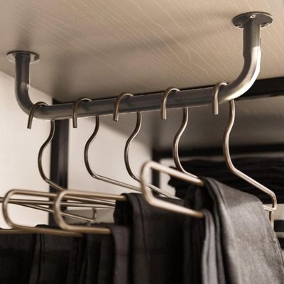 Suporte para Cabides Curvo Cabideiro 38cm Barra Organizador Multifuncional Masutti