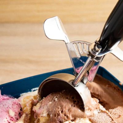 Kit 8 Conchas de Servir Açaí Colher Sorvete Brinox Pegador Alumínio Sorveteria Buffet Preto