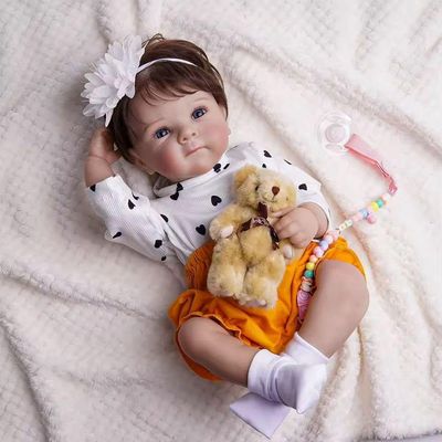 Bebê Reborn Menina Olhos Abertos Artesanal Corpo De Vinil De Silicone Macio