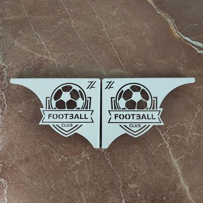 Mão Francesa Ornamentada 20cm Escudo Futebol Aço Branco para Prateleira Zarg