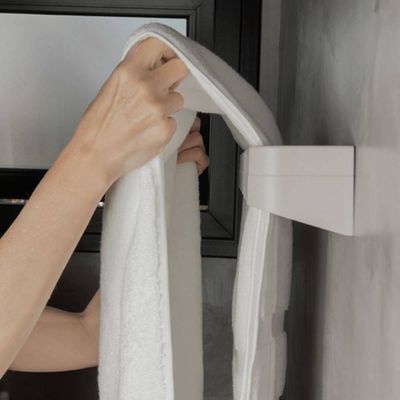 Toalheiro para Banheiro Bege 55cm Adesivo Parede Porta Toalha Eleve Ou
