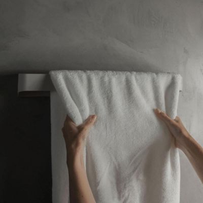 Toalheiro para Banheiro Bege 55cm Adesivo Parede Porta Toalha Eleve Ou