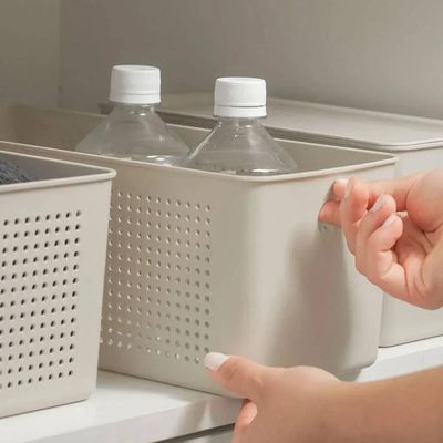 2 Cestos Organizadores Multiuso Empilháveis 4,2L Retangular 26x12x13cm com Perfurações Flow Bege