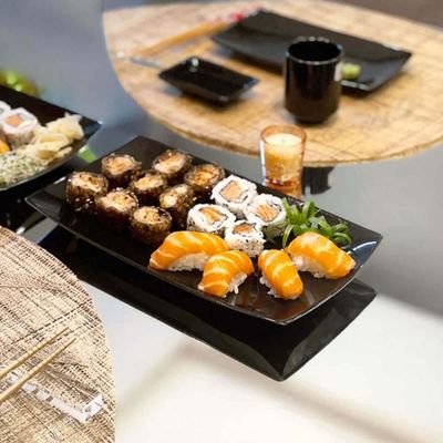 Kit 12 Bandejas Rasas 22cm Porcelana Germer Prato Sushi Preto Oriental Sashimi Preto