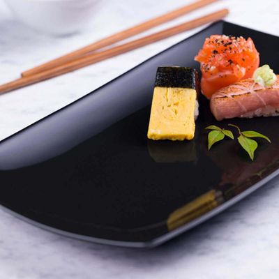 Kit 12 Bandejas Rasas 22cm Porcelana Germer Prato Sushi Preto Oriental Sashimi Preto