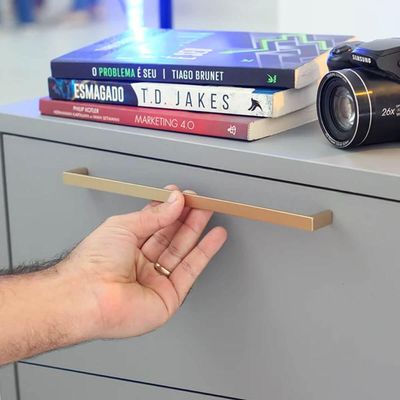 Kit 15 Puxadores Retos Dourado 256mm para Móveis Torralba Oeiras Armários Gavetas