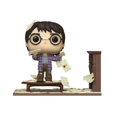 Funko Pop Harry Potter 136 Harry Potter w/ Hogwarts Letters Exclusive