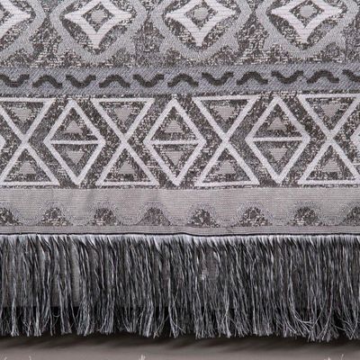 Xale Para Sofá Com Franja Luxor 1 Peça 2,10m X 1,35m 60% Algodão 40% Poliéster Tecido Jacquard - Cinza Geométrico