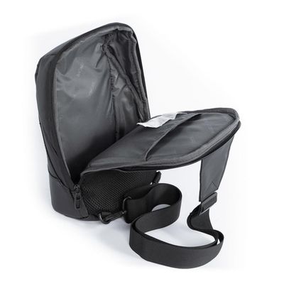 Mochila Masculina Transversal Resistente Agua Advanced Preta U / Preto