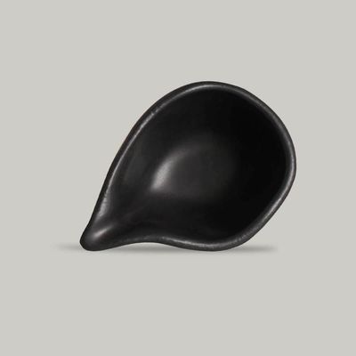 Kit 60 Molheiras 40ml Restaurante Japonês 8x6cm Cerâmica Orgânico Preto Matte Buffet Porto Brasil Oval