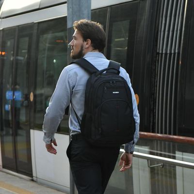 Mochila Masculina Grande Executiva Notebook Street Preta U / Preto