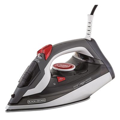 Ferro a vapor desligamento automático Black+Decker FX3900
